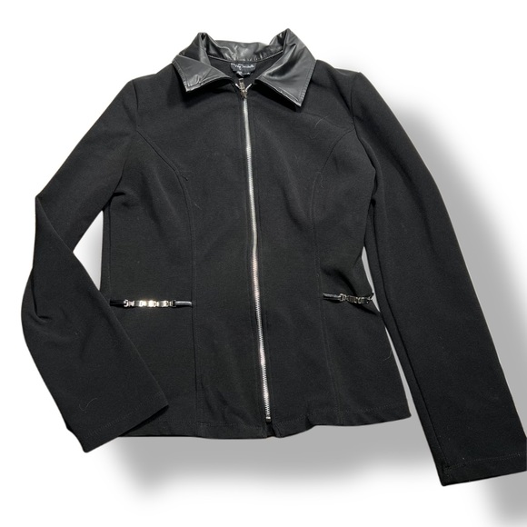 Vintage Black Zip Up Jacket with Faux Leather Collar Early 2000s/Y2K - Picture 1 of 11
